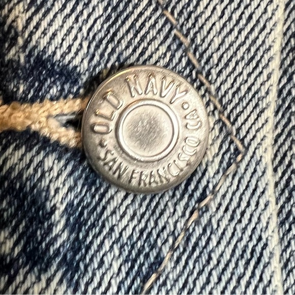 Old Navy Distressed Classic Jean Denim Jacket for Women Light Blue S. - Picture 4 of 8